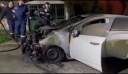 Φωτιά σε αυτοκίνητο σεκιούριτι στην Φιλοθέη – Πρόλαβαν και βγήκαν οι δυο επιβαίνοντες – Δείτε βίντεο