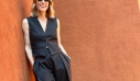 Η Βίκυ Καγιά ταξίδεψε στο Παρίσι και εμφανίστηκε με το ολόμαυρο look που θα φορέσεις στο γραφείο