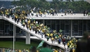Βραζιλία: Ελεύθεροι «για ανθρωπιστικούς λόγους» 600 διαδηλωτές που εισέβαλαν στα κυβερνητικά κτίρια