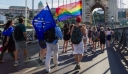 Η Ελλάδα και άλλες 14 χώρες στηρίζουν την προσφυγή της Κομισιόν κατά του ουγγρικού νόμου για τους ΛΟΑΤΚΙ+