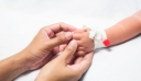 Με υψηλό πυρετό επί 5 ημέρες το 1,5 ετών παιδάκι που πέθανε στον Βόλο – Ήταν αργά όταν πήγαν στο νοσοκομείο