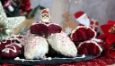 Νόστιμα,μελωμένα , γιορτινά με βαθύ κόκκινο red velvet μελομακάρονα !!!