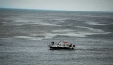 Αγωνία για τους 13 αγνοούμενους στο ναυάγιο στη Λέσβο – «Εντοπίστηκε ζωντανός πάνω σε βαρέλι»