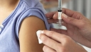 Απειλητικά μηνύματα από αντιεμβολιαστές σε δημόσια πρόσωπα που τάσσονται υπέρ του εμβολιασμού των παιδιών στην Ευρώπη