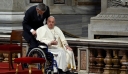 Πάπας Φραγκίσκος: Απών από την τελετή της Οδού του Σταυρού στο Κολοσσαίο