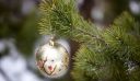 Για ποιο λόγο βάζουμε μπάλες στο χριστουγεννιάτικο δέντρο