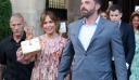 Jennifer Lopez: Το ενδυματολόγικο χρονικό ενός honeymoon που παρακολουθεί όλος ο πλανήτης