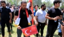 Διαδηλωτές στο Ιράκ καίνε τουρκικές σημαίες – Οργή για την πολύνεκρη επίθεση