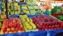 Τρίκαλα: Κατέστρεψαν μισό τόνο φρούτα αντί να τα δώσουν σε ιδρύματα