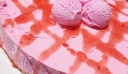 Τούρτα Παγωτό Φράουλας πανεύκολη,αφράτη που σίγουρα θα σας ξετρελάνει!!!!