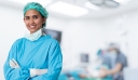 Ο λόγος για τον οποίο οι χειρουργοί φοράνε πράσινες ή μπλε στολές