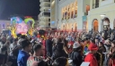Πατρινό Καρναβάλι: Τα άρματα ξεχύθηκαν στους δρόμους για την παρέλαση