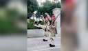 Βίντεο με την αλλαγή της Προεδρικής Φρουράς στην Αθήνα έγινε viral στο TikTok – «Είναι καταπληκτικό»
