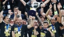 Φοβερή η ΑΕΚ κατέκτησε το ντάμπλ με δέκα παίκτες