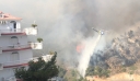 Φωτιά στη Βούλα: Σε επιφυλακή για αναζωπυρώσεις – Σε ύφεση η πυρκαγιά, λέει ο δήμαρχος