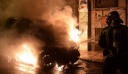 Βαν συγκρούστηκε με νταλίκα και τυλίχθηκε στις φλόγες στη Θεσσαλονίκη
