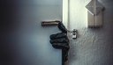 Τσεχία: Η αστυνομία αναζητά έναν διαρρήκτη που μπαίνει σε σπίτια και παρακολουθεί τους ενοίκους να κοιμούνται