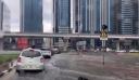 Ηνωμένα Αραβικά Εμιράτα: Ξεκίνησε η αποτίμηση του κόστους από τις πλημμύρες – Προσπαθούν να ανοίξουν τους δρόμους