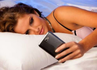 Κοιμάστε με το κινητό Μήπως είναι επικίνδυνο