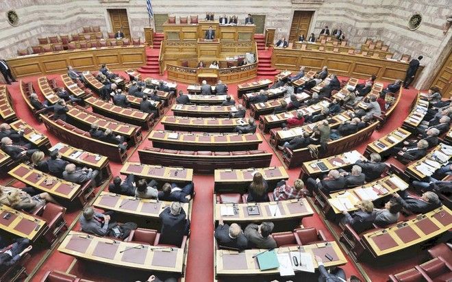 Εκλογή του ΠτΔ από την παρούσα Βουλή, ζητούν 100 προσωπικότητες