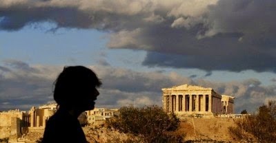 WSJ – Οι τράπεζες ετοιμάζονται για Grexit
