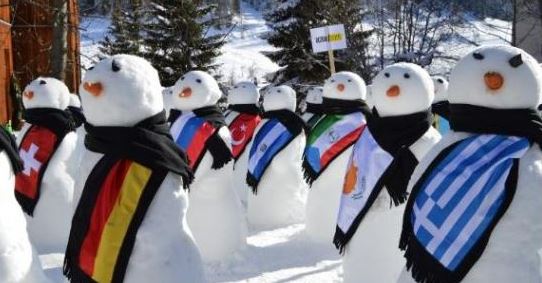 193 χιονάνθρωποι διαμαρτυρίας – Νταβός