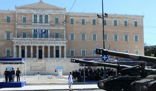 Στρατιωτική παρέλαση στην Αθήνα με αυστηρά μέτρα της Τροχαίας