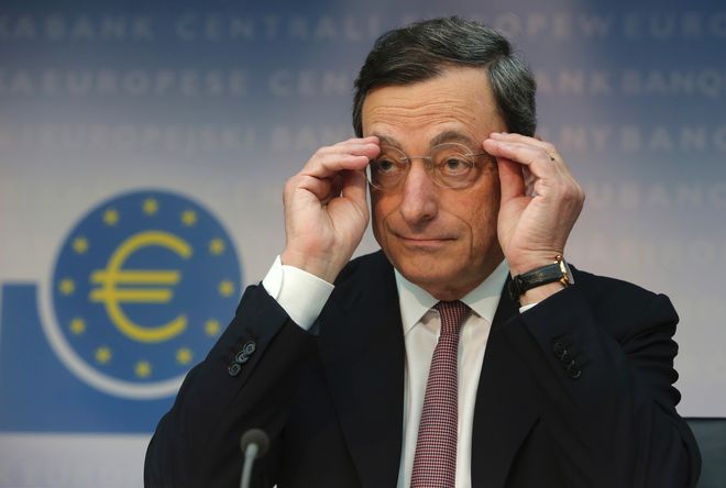Σκληραίνει τη στάση της η ΕΚΤ: Απαγορεύει στις τράπεζες να αυξήσουν την έκθεση τους σε έντοκα