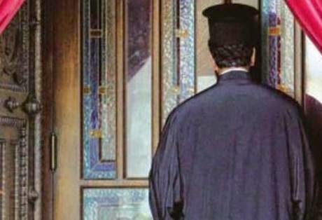 Ο ιερέας αναφώνησε  Κλείστε τις πόρτες – Δεν θα φύγει κανείς πριν το δι ευχών – Αχαΐα