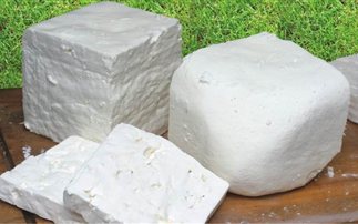 Λευκό τυρί της Βουλγαρίας "βαφτίστηκε" φέτα