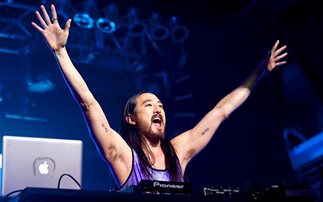 Κατηγορούν διάσημο DJ ότι έσπασε το λαιμό νεαρής (photos)