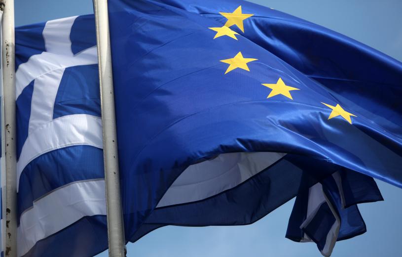 Bloomberg: Παραμένει ο κίνδυνος του Grexit σύμφωνα με οικονομολόγους