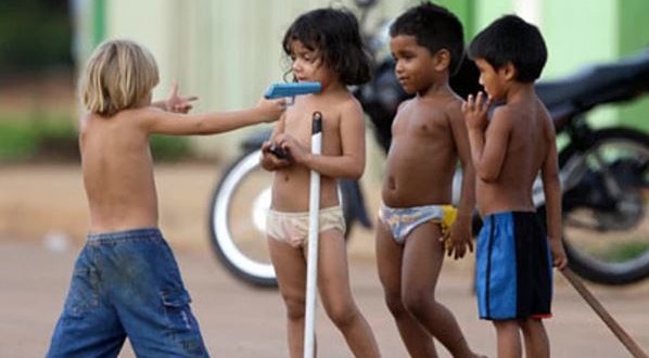 Καθημερινά δολοφονούνται 28 παιδιά και έφηβοι στη Βραζιλία – UNICEF