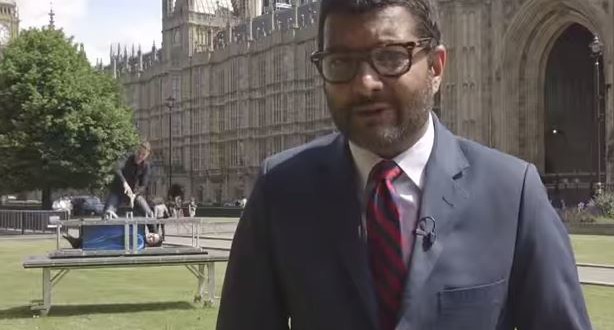 Μάγος κάνει βίντεοbombing σε δελτίο του Sky News (Video)
