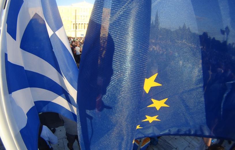 Ψηφίζουν τα κοινοβούλια της Ευρωζώνης για το τρίτο πρόγραμμα στήριξης στην Ελλάδα