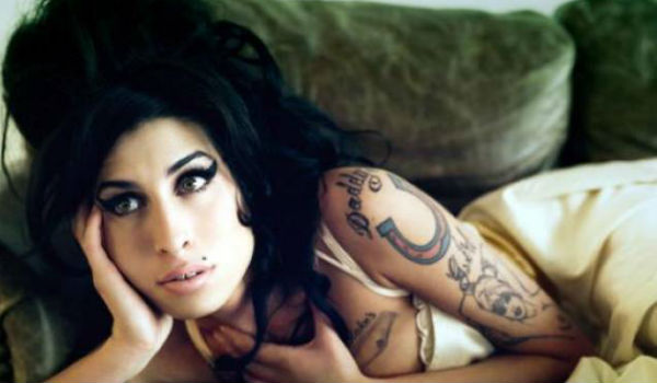 Πίστευε πως ήταν έγκυος πριν πεθάνει – Amy Winehouse