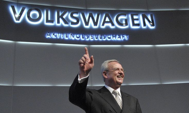 Στα «σχοινιά» η γερμανική κυβέρνηση για το σκάνδαλο της Volkswagen (pics)