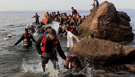 Προσφυγικό: 7.000 αποβιβάσεις καθημερινά