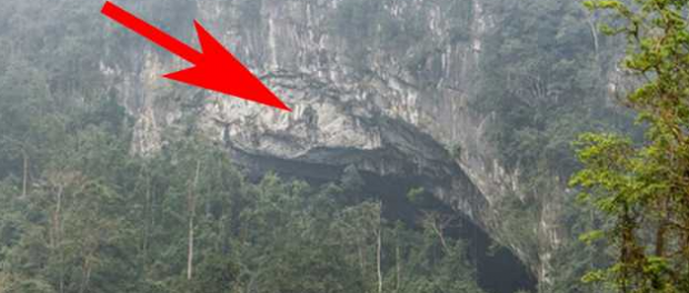 ΔΕΟΣ!!! Ένας αγρότης είδε μια τρύπα σε έναν βράχο. ΑΥΤΟ που υπάρχει στο εσωτερικό έχει αφήσει ΑΦΩΝΟ όλο τον ΠΛΑΝΗΤΗ! (PHOTO)