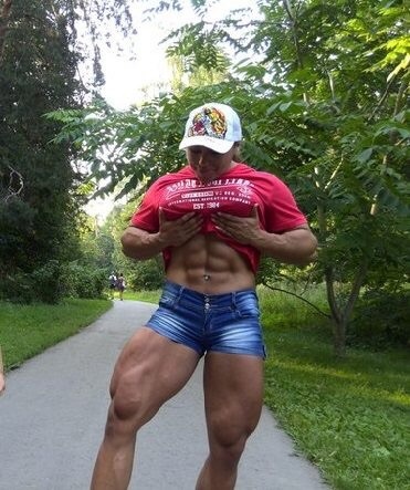 Ο θηλυκός Hulk από την Ρωσία