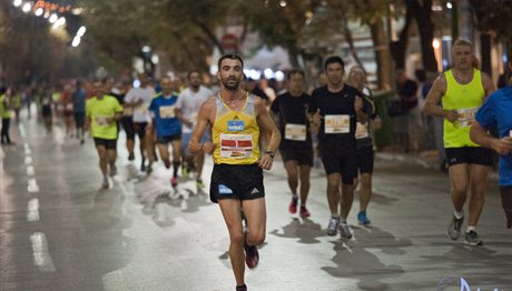 Θεσσαλονίκη: Κορυφαίοι αθλητές δίνουν λάμψη στον Νυχτερινού Ημιμαραθώνιο