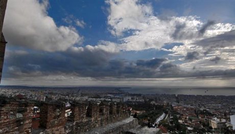 Καιρός στη Θεσσαλονίκη: Τα πρώτα κρύα – Πέφτει η θερμοκρασία
