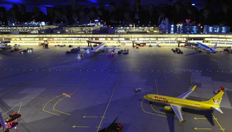 Το μεγαλύτερο αεροδρόμιο-μινιατούρα στον κόσμο! (photos)