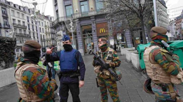 Έρημη πόλη οι Βρυξέλλες: 24 ώρες τρόμου στην πρωτεύουσα του Βελγίου (ΦΩΤΟ)