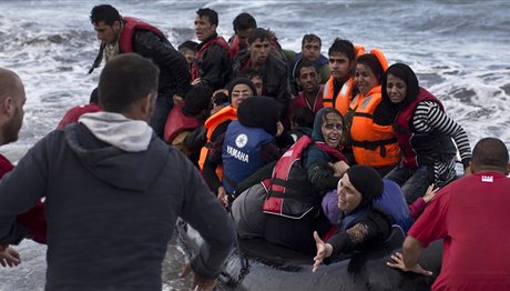 ΤΡΑΓΩΔΙΑ δίχως τέλος: Νέο ναυάγιο με 6 νεκρά παιδιά στη Σάμο