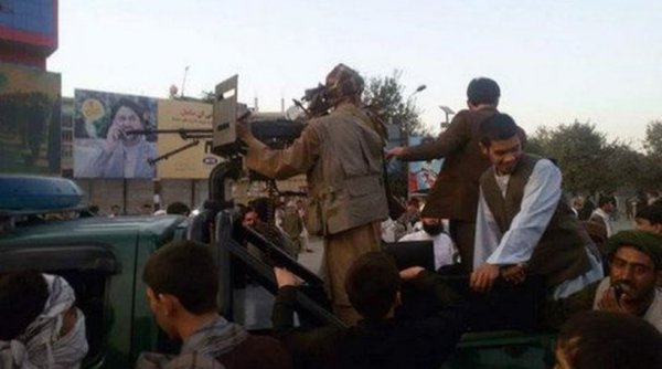 Ένοπλοι απήγαγαν τουλάχιστον 14 Χαζάρους από λεωφορεία στο Αφγανιστάν