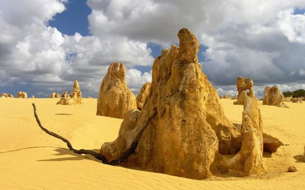 Μαγευτικά και μυστηριώδη ερημικά τοπία του πλανήτη (ΦΩΤΟ)