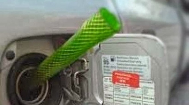 Καλαμπάκα: «Ρούφηξαν» καύσιμα από δημοτικά οχήματα