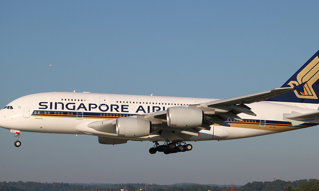 Απειλή για βόμβα σε αεροσκάφος της Singapore Airlines