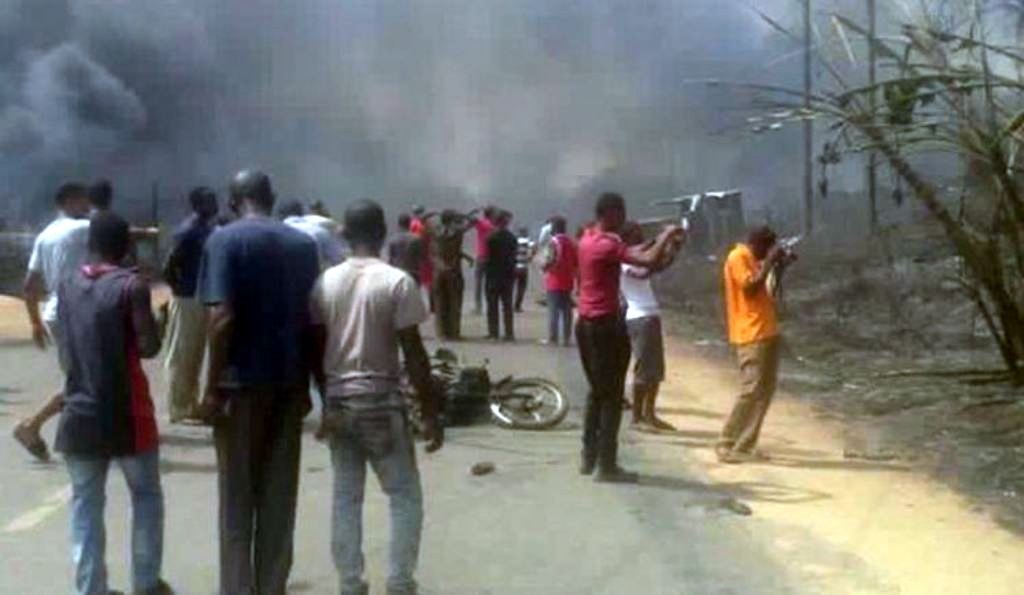 Νιγηρία: Εκατόμβη νεκρών μετά από έκρηξη σε εργοστάσιο φυσικού αερίου